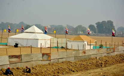 PM modi will see preparation of kashi vishwanath corridor and NRI summit