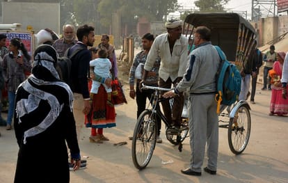 Auto driver strike and troubles for passenger in varanasi