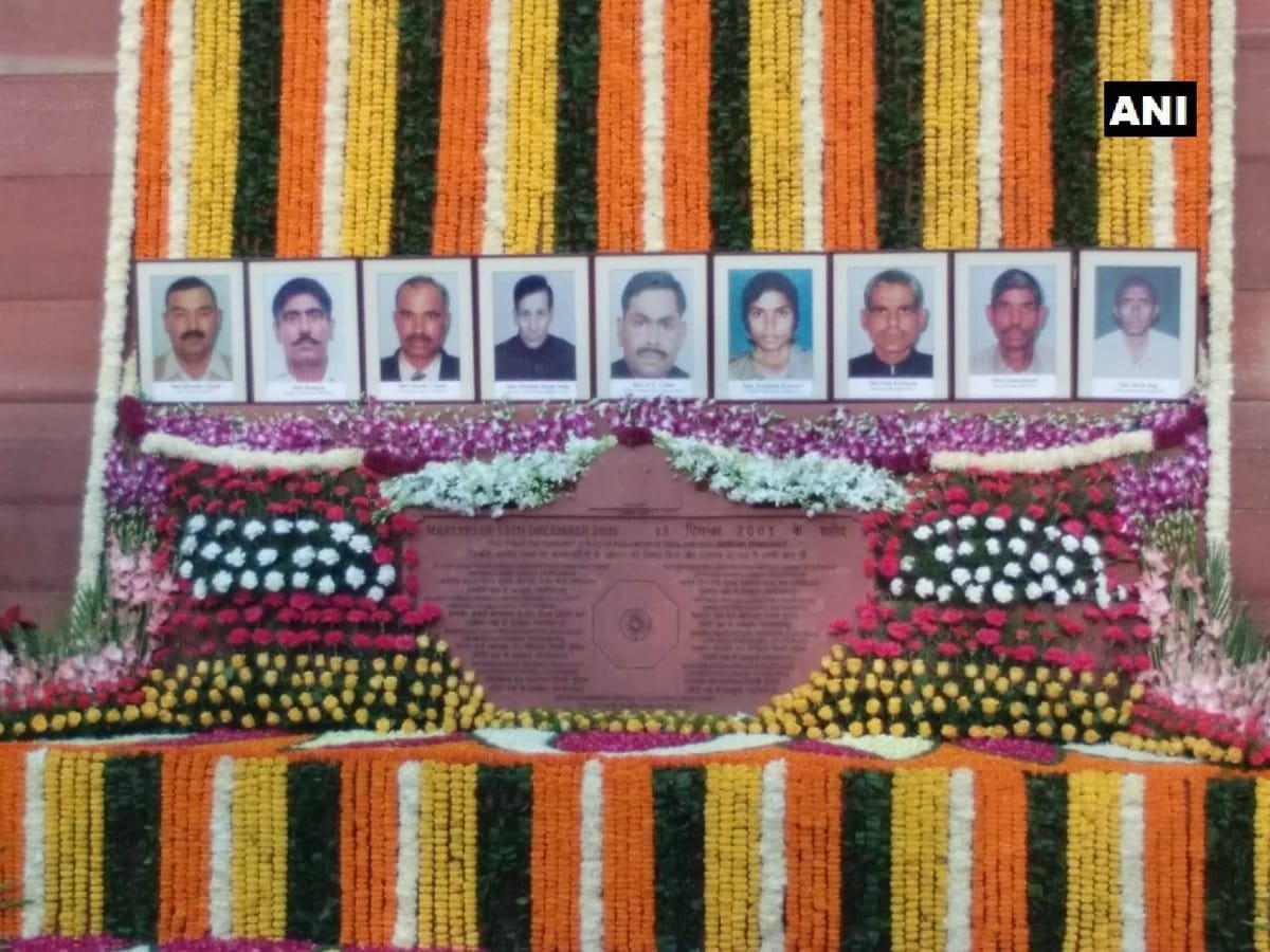 2001 parliament attack: CRPF women constable Kamlesh holded wireless set even after 11 shots