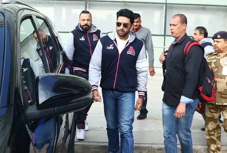 Actor Abhishek Bachchan reached in Chandigarh for Pro kabaddi league match