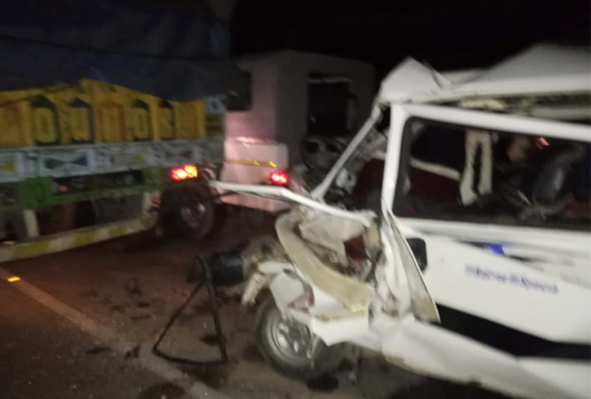 road accident in reasi jammu kashmir car fell in george