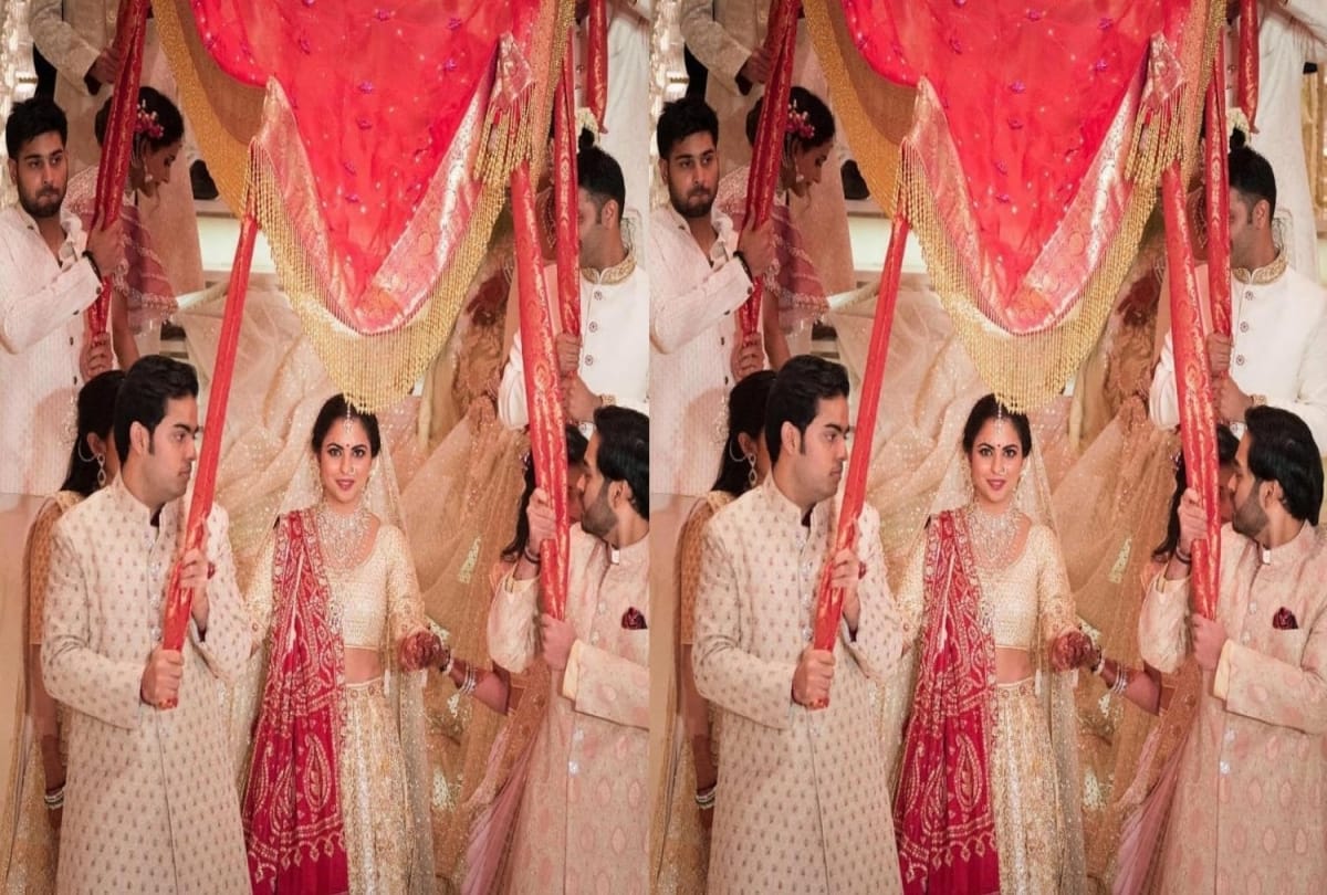 shah rukh , salman looking awesome in isha ambani shaadi