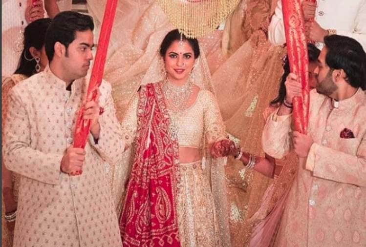 isha ambani get married with anand piramal look at the all photos and video