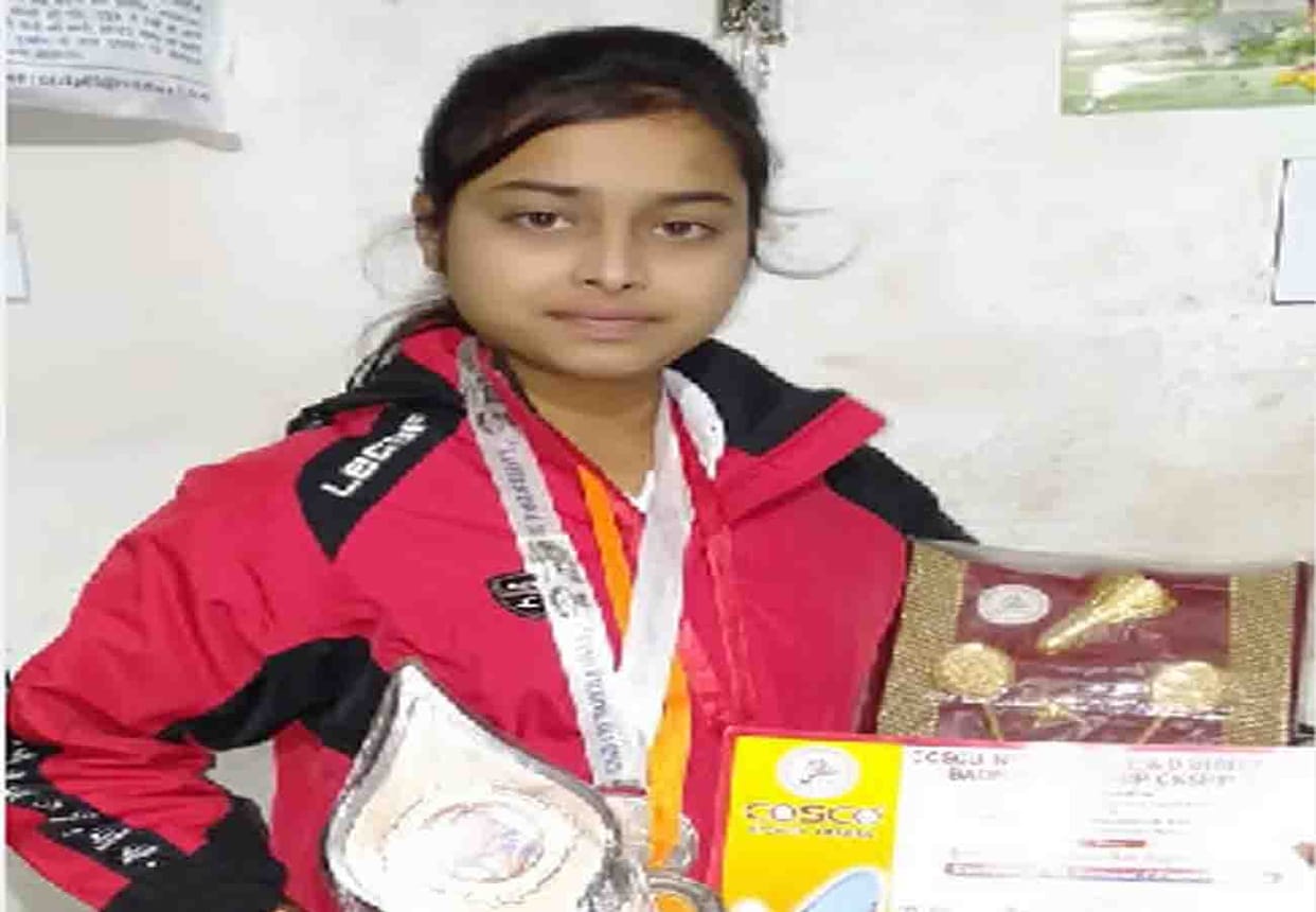 Aanchal  from Kanpur got selected in National badminton competition