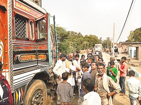 MLA gets caught overloaded truck