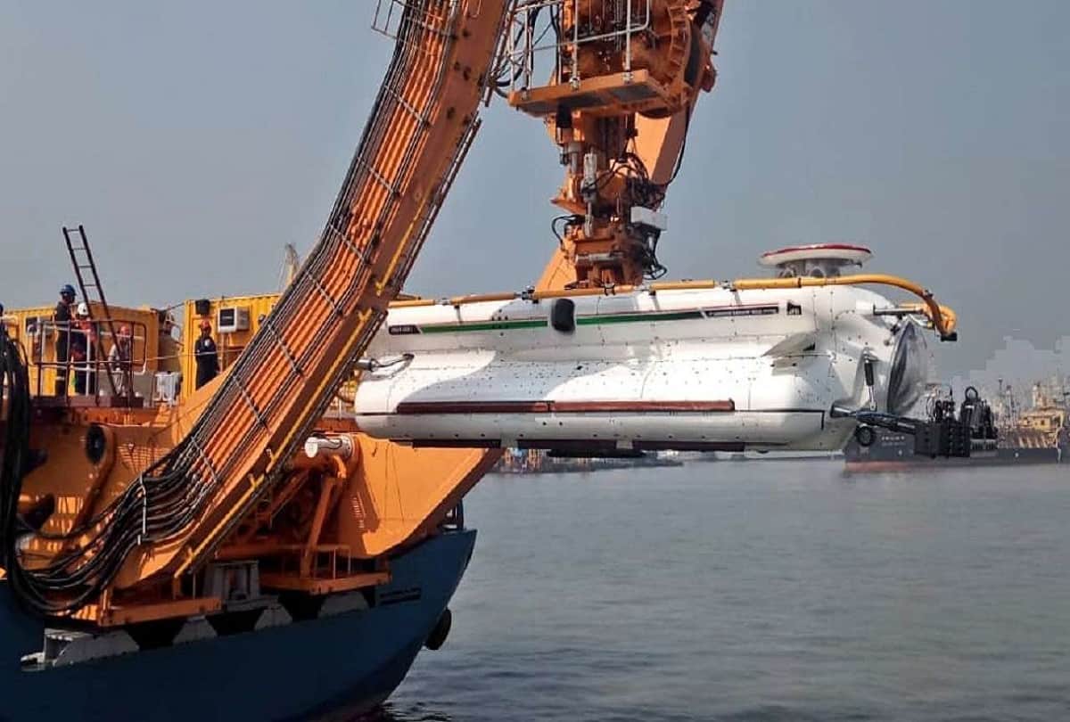 Deep Submergence rescue vehicle purchased from UK inducts in Indian Navy