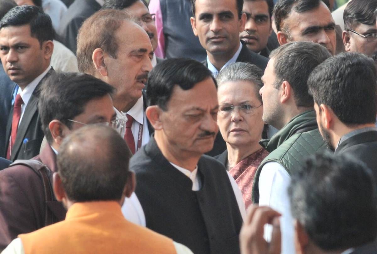 parliament attack 17th anniversary mlas pays tribute to martyrs in photos and all update