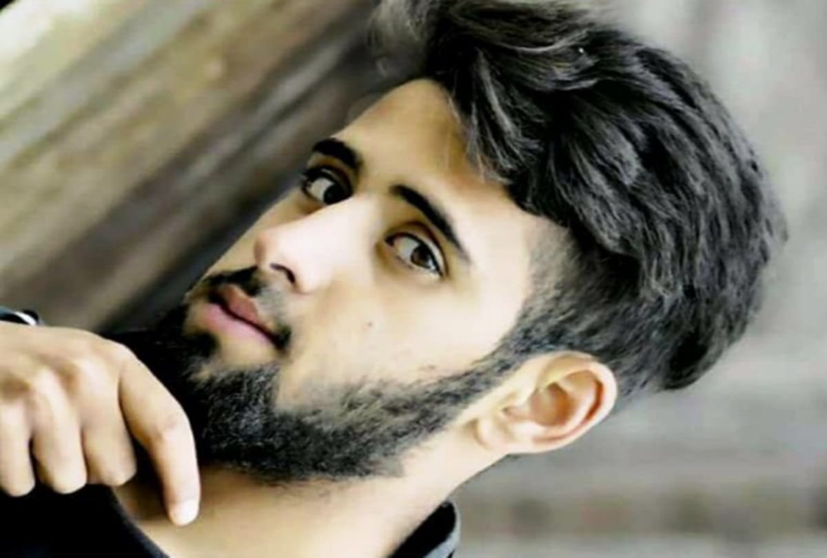 Terrorism in Jammu and Kashmir Terrorist Saqib Bilal role chocolate boy in film Haider