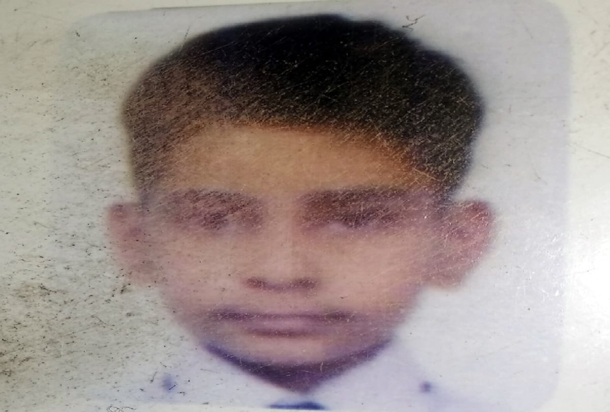 Blue Bird Public School student dies In class room at aligarh