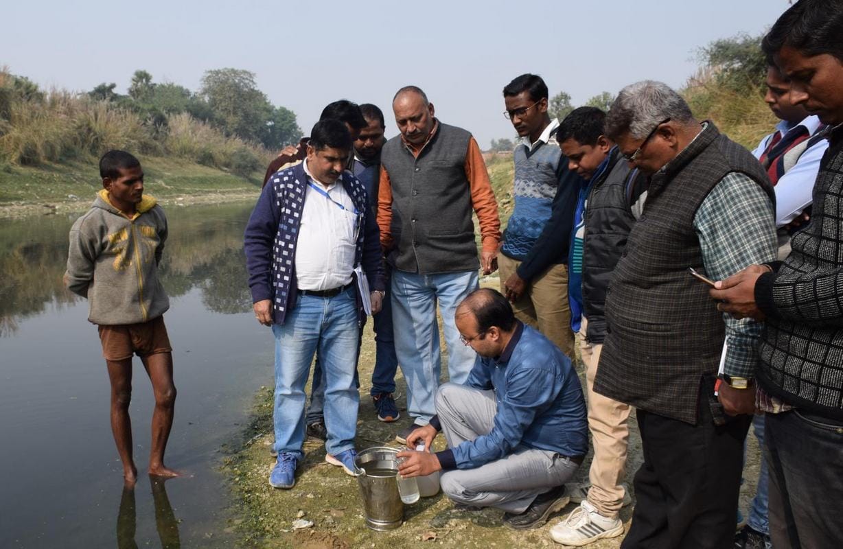 NGT team arrived azamgarh and take sample of tamsa river water