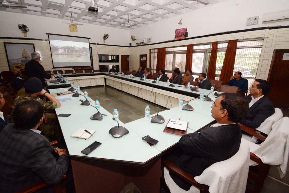Kashi vishwanath corridor and ganga pathway company gives presentation