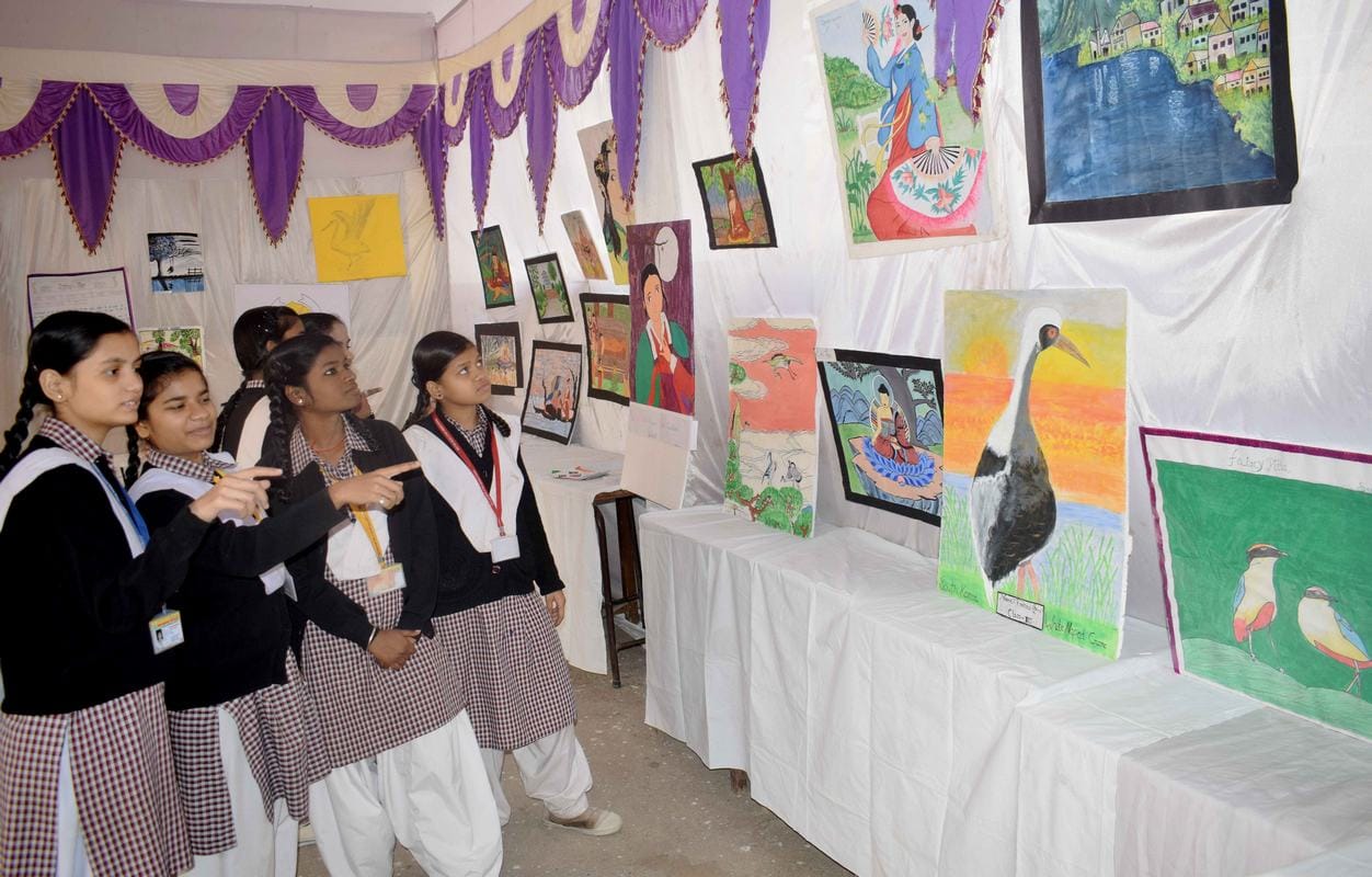 Korea and romania culture shown in varanasi for NRI summit