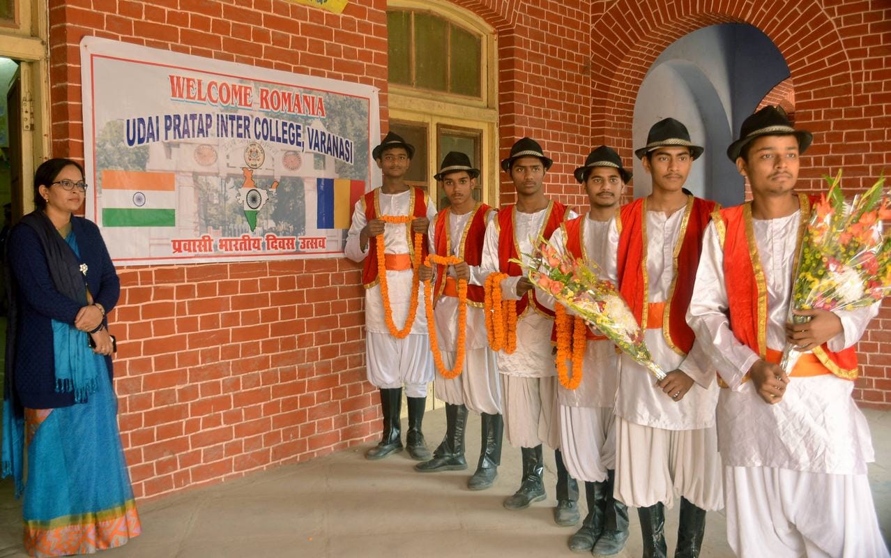 Korea and romania culture shown in varanasi for NRI summit