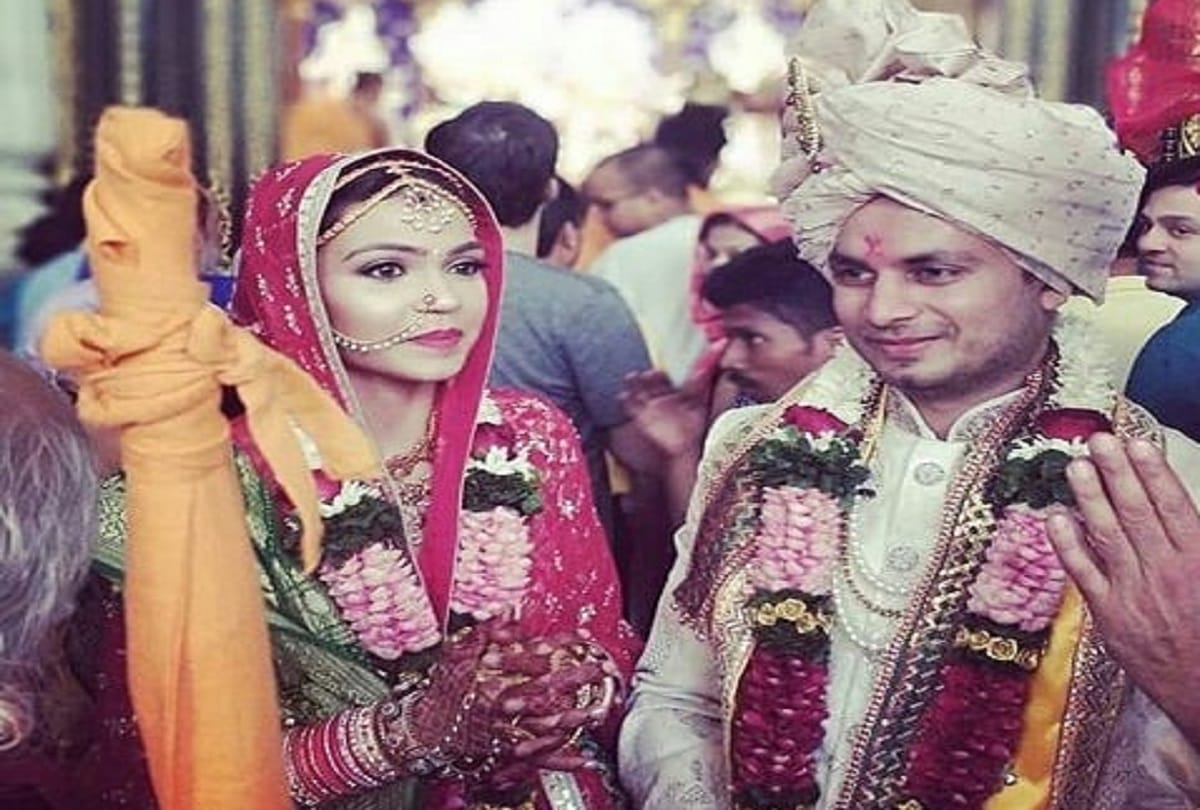 alka yagnik daughter syesha gets married with boyfriend
