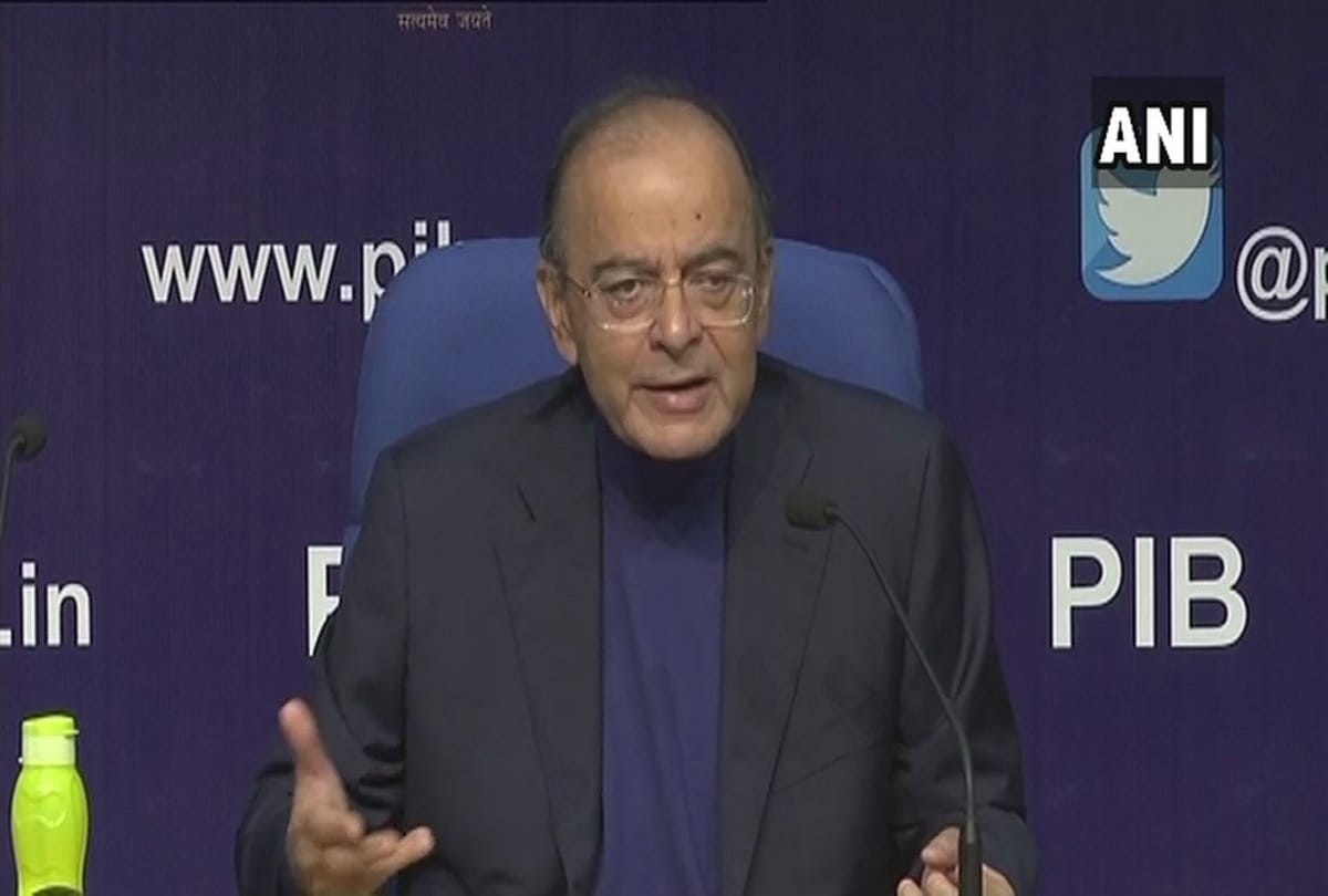 only 6 finance minister has commerce degree who has presented budget in 70 years