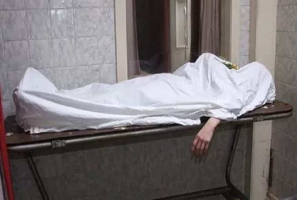 57 year Old Drunk Man Dies after Cuts Own Private Part in Bengaluru Karnataka