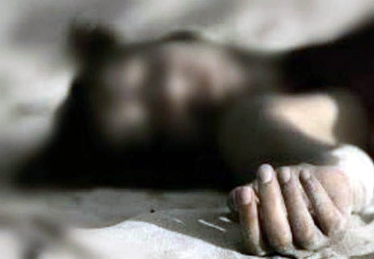 Girl kills in love affair dead body thrown by the side of railway track