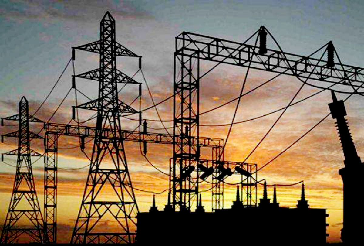 dvvnl caught power theft in three industry units of Saifai