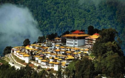 Cheap and warm destinations for Christmas and New Year holidays