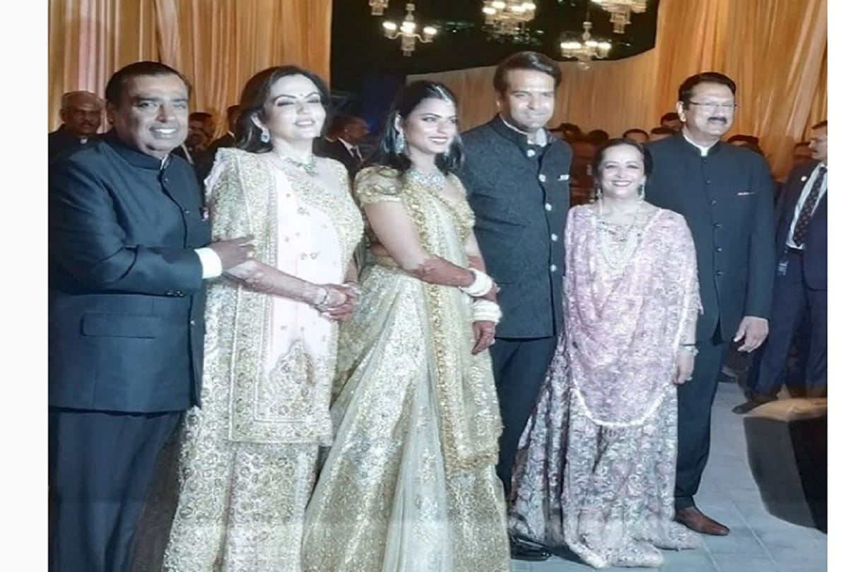 Isha Ambani Anand Piramal wedding reception live