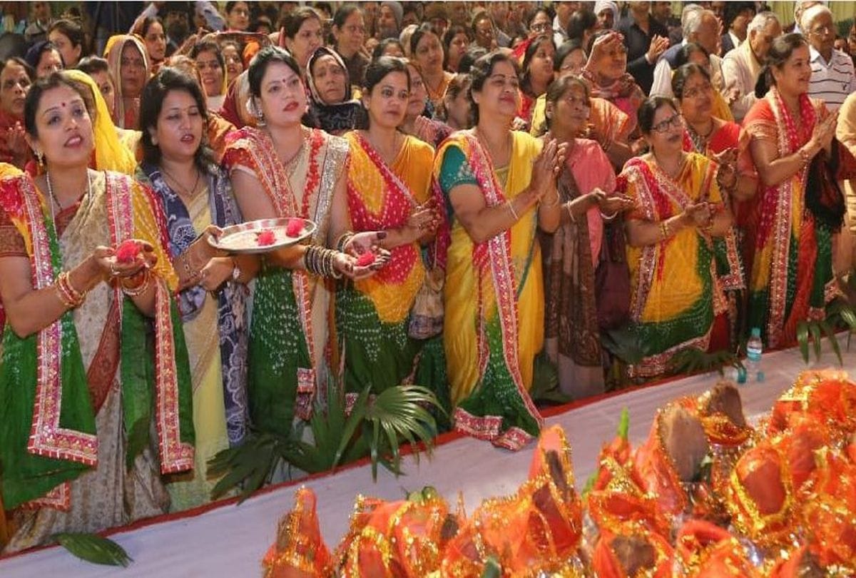 sri bhagwat katha start in jaipur house agra