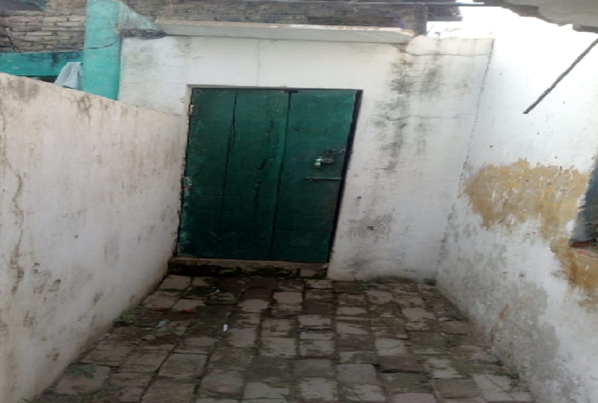 करोड़ों खर्च, फिर भी बंद नहीं हुई खुले में शौच