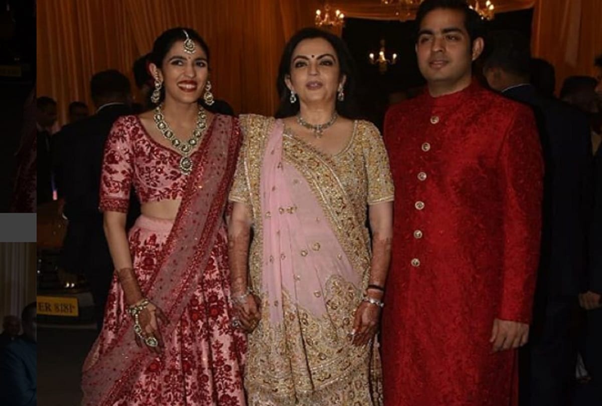 Isha Ambani Anand Piramal wedding reception live