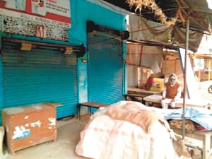Dewanganj market closed in protest