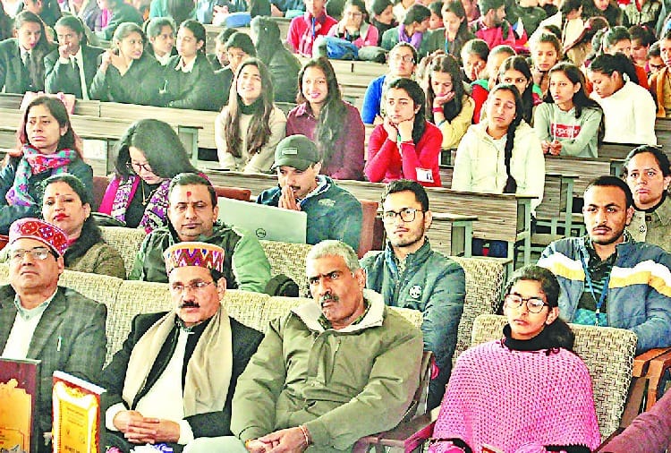 प्रौद्योगिकी में स्वदेशी तकनीक अपनाने की जरूरत