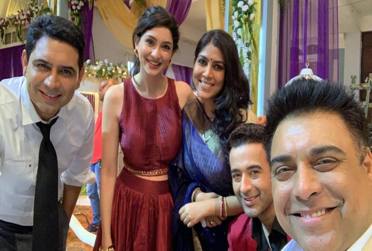 after Isha Ambani and kapil sharma Femina Miss India Tanvi Vyas ties the knot with actor Harsh Nagar