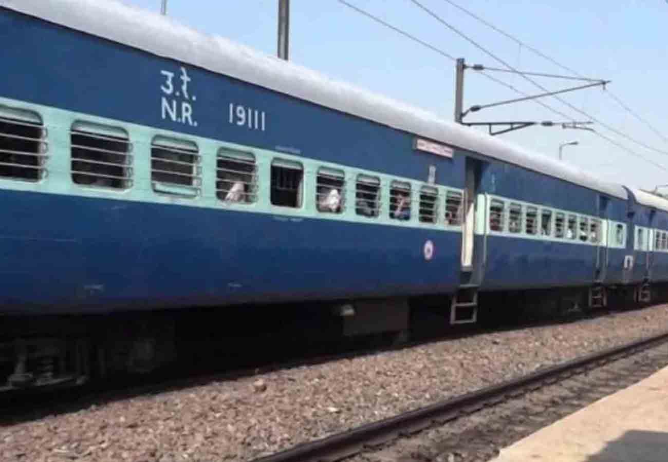 20 trains canceled due to fog