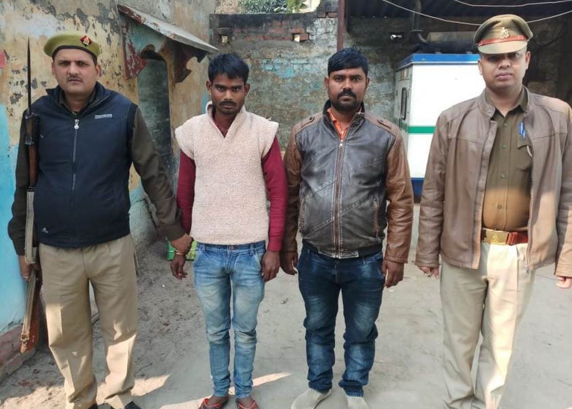 varanasi police caught two fake RTO officer