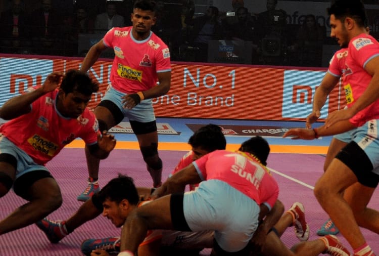 jaipur Pink Panthers win first match of Pro Kabaddi League