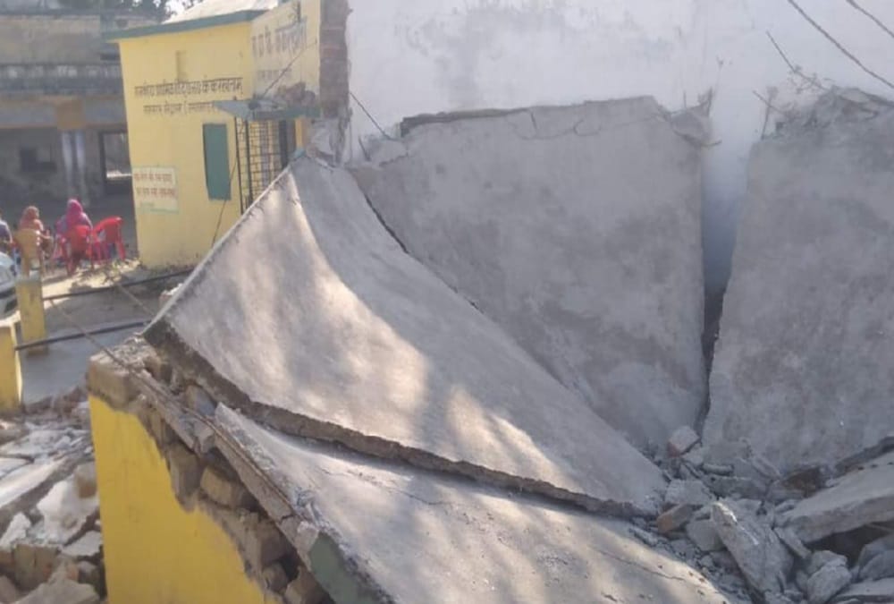 School building collapse during students studying in laksar haridwar