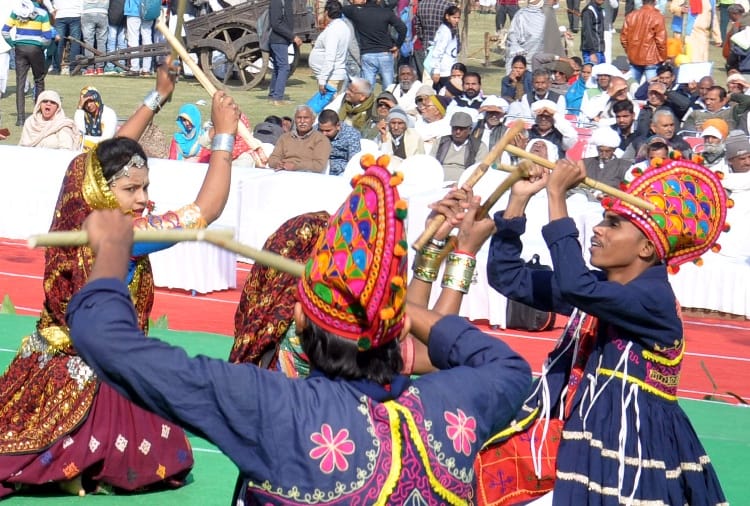 Chandigarh Performances by artists from several state in International Geeta Festival