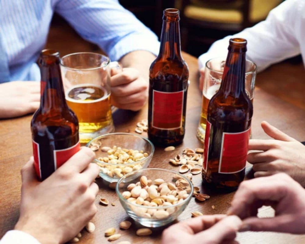 People of Delhi are drinking alcohol Rs 6 crore every month