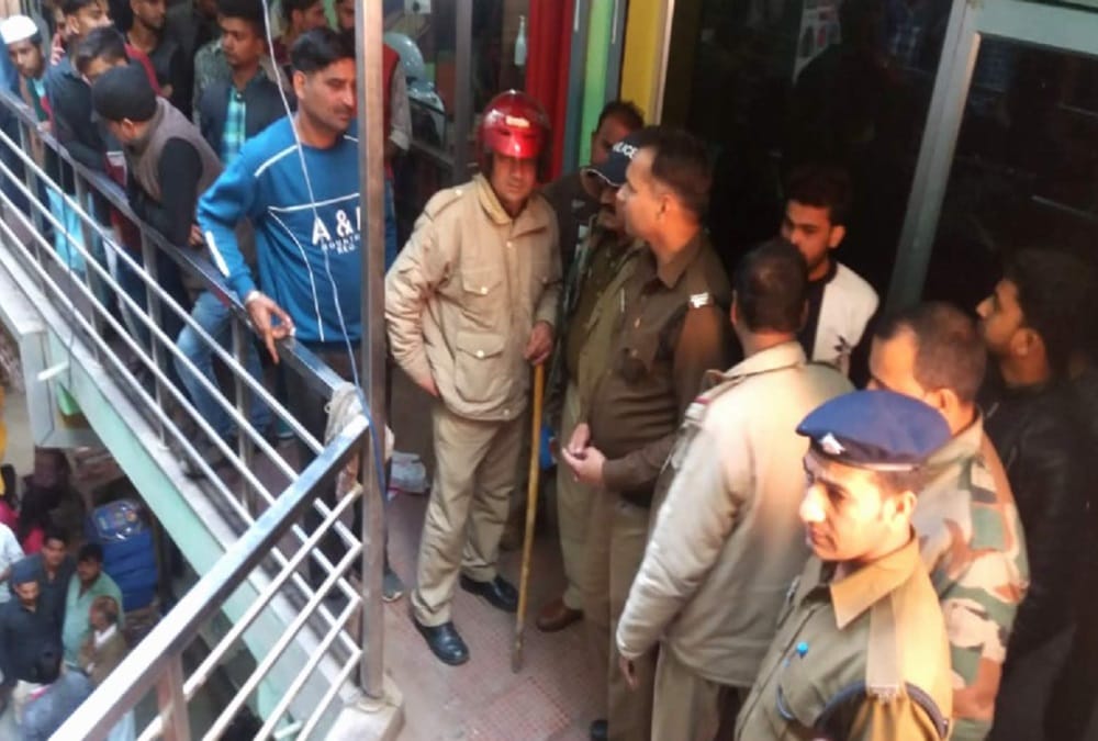 Firing on Cafe owner in roorkee miscreants abscond