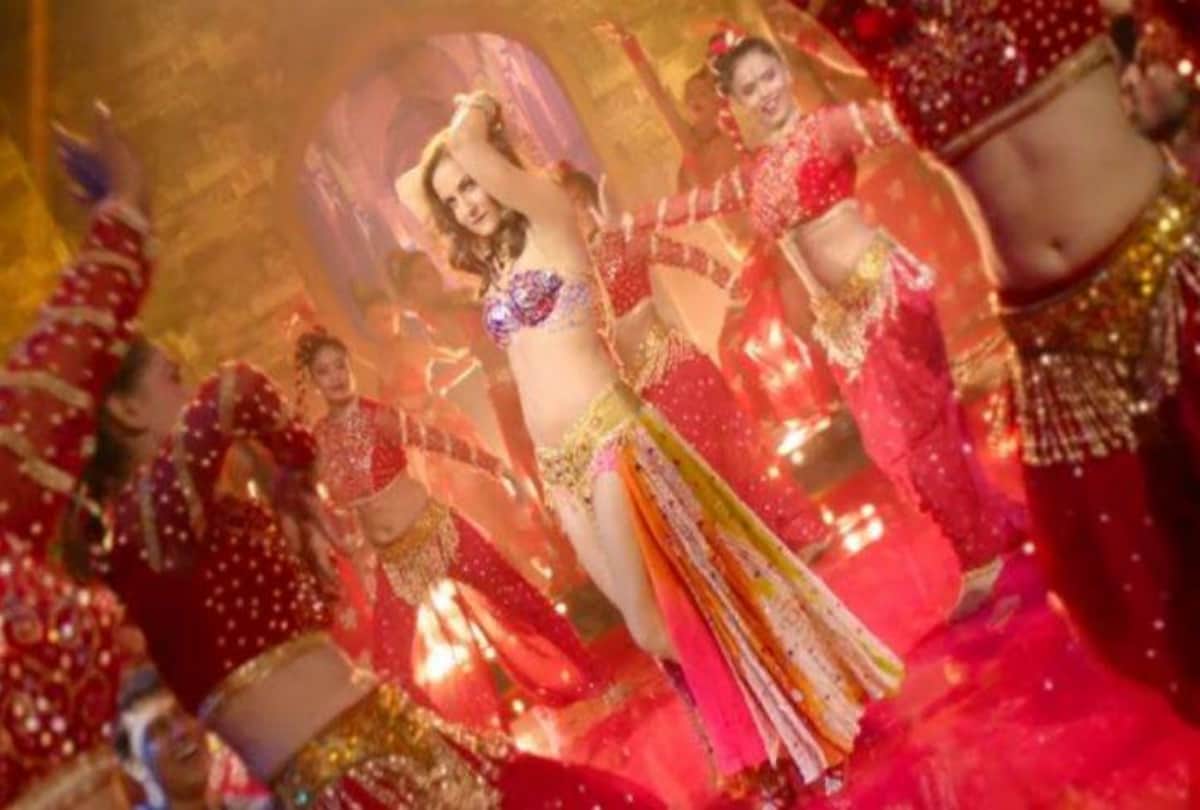 Chamma Chamma song Launch Eli Everam replaced urmila matondkar