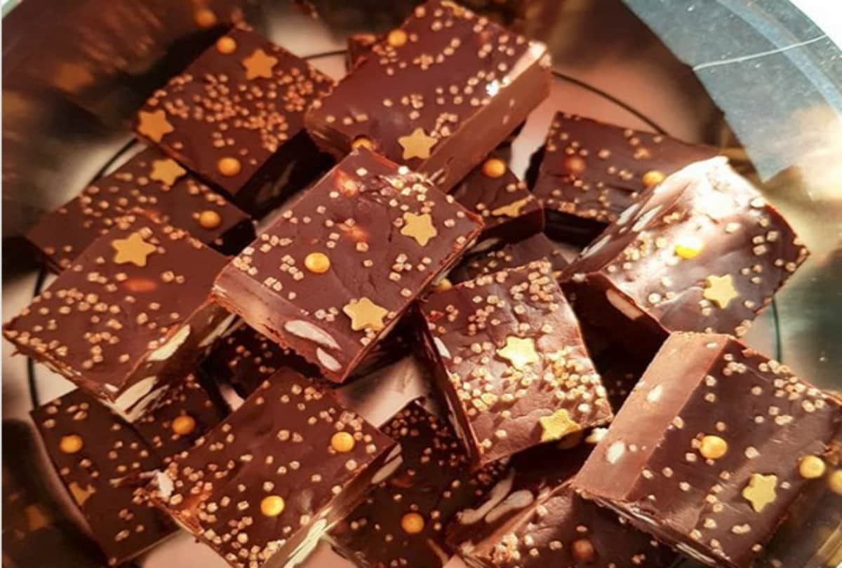 chocolate day 2022 make modified chocolate with easy recipe