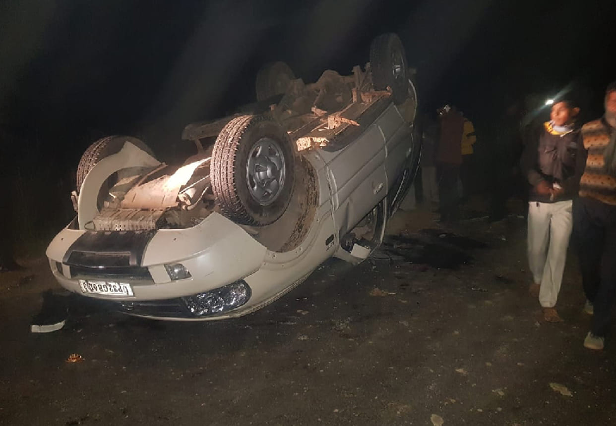 three died and four injured in painful road accident in unnao