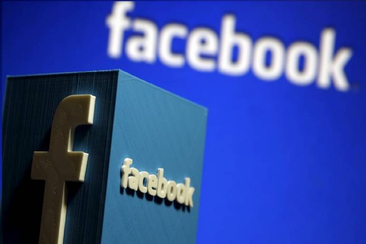Facebook group falsely commented on women in paris