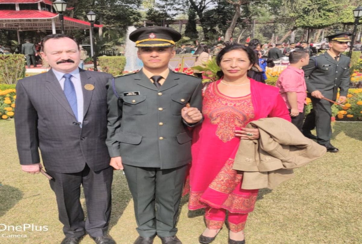 anubhav singh of hamirpur himachal become lieutenant in indian army