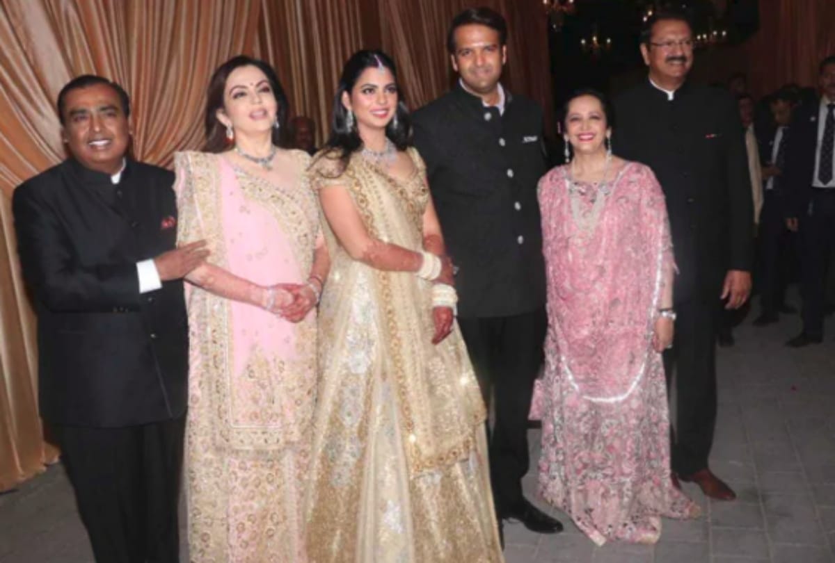 lata mangeshkar sang a song in isha ambani mumbai reception
