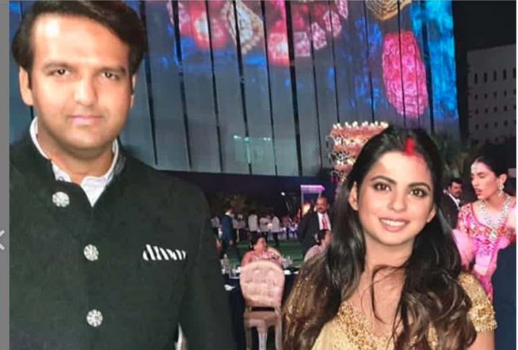 isha ambani wedding reception sunny deol to adnan sami reached at ambani party