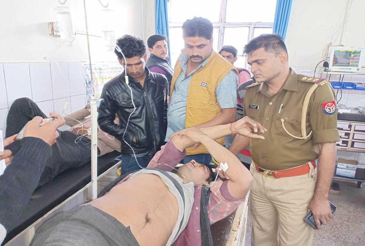Jhansi, seven people injured in firing in village