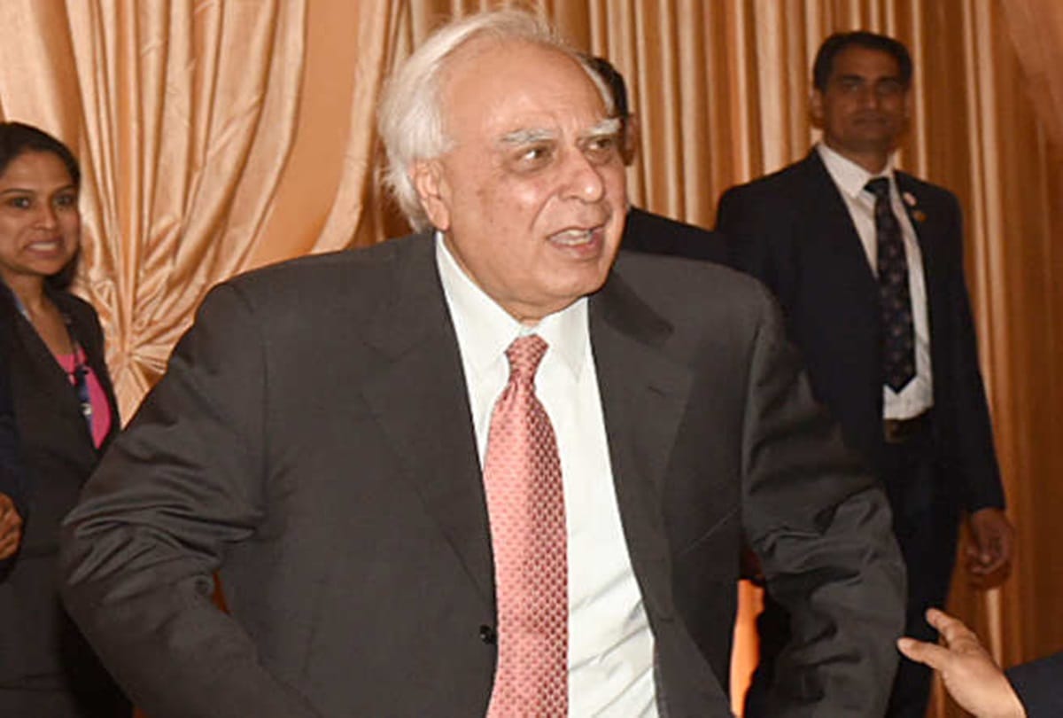 Isha Ambani and Anand Piramal wedding reception in Mumbai politicians Attends See pictures