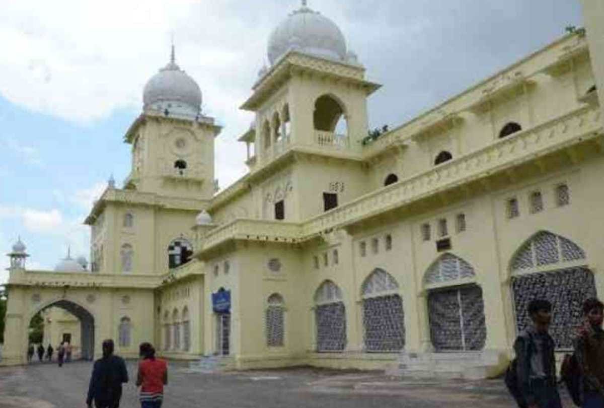 lucknow university's teacher dr. sukant chaudhary suspended