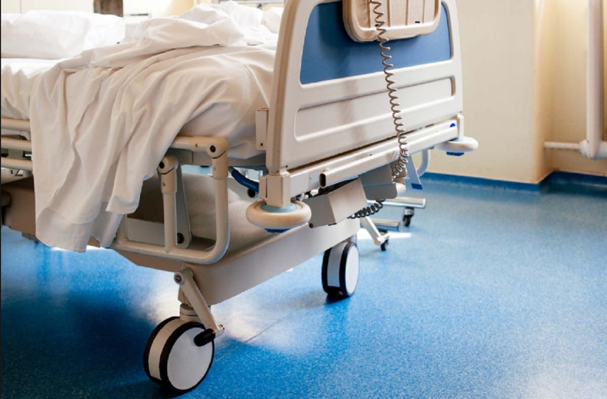 Man Hospitalized After Sniffed His Own Smelly Socks Every Day and Severe Lung Infection