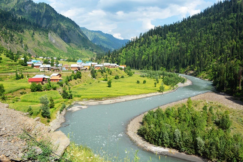 150 terrorists ready to infiltrate from Neelum Valley of Jammu and Kashmir Terrorist infiltration is a big challenge for the army.