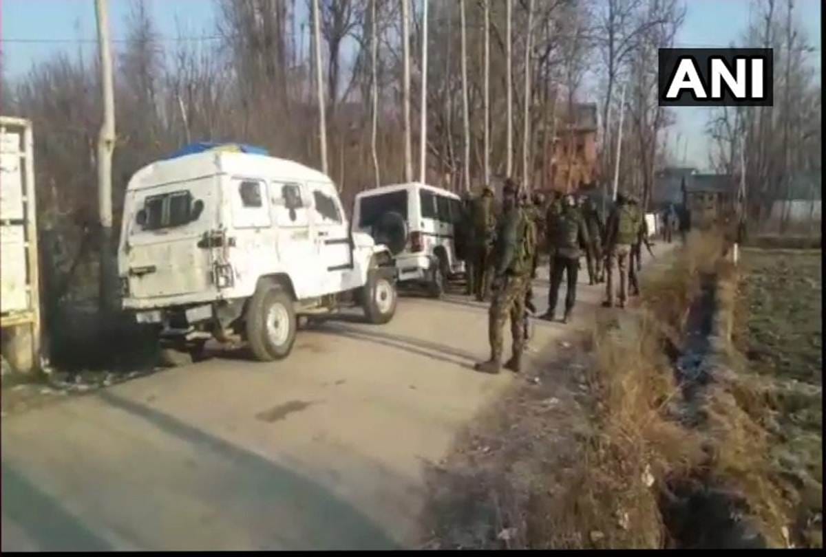 Encounter underway between Security forces and terrorists in Pulwama district
